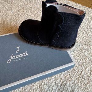 NEW Jacadi Suede Calista Boot in Marine - Odd Size EU22 SINGLE LEFT BOOT